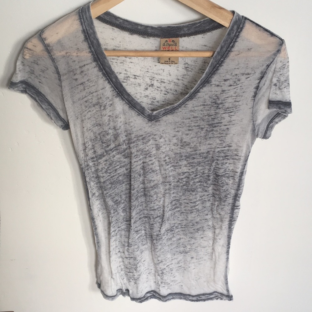 Gray/White Tshirt